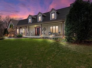 33601 Ridge Ln, Burlington, WI 53105