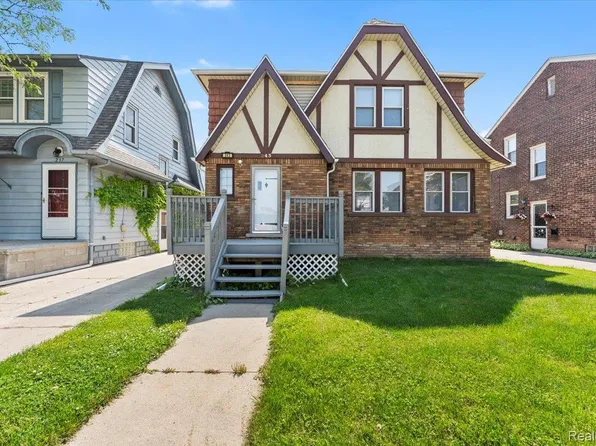243 2nd St, Wyandotte, MI 48192