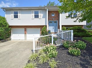 960 Butterfly Ct, Cincinnati, OH 45231