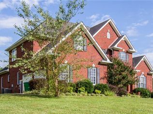 2205 W Mount Vernon Rd, Bethpage, TN 37022