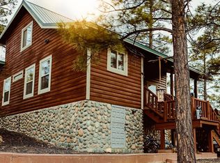 1901 Pine Cir, Overgaard, AZ 85933