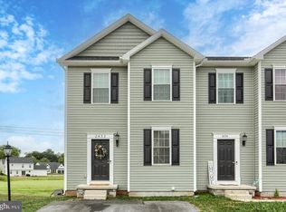 2632 Brownstone Dr, Dover, PA 17315