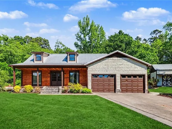 450 Big Springs Rd SE, Calhoun, GA 30701