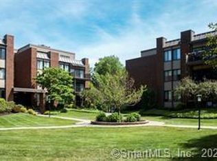 799 Prospect Ave #PHS, Hartford, CT 06105