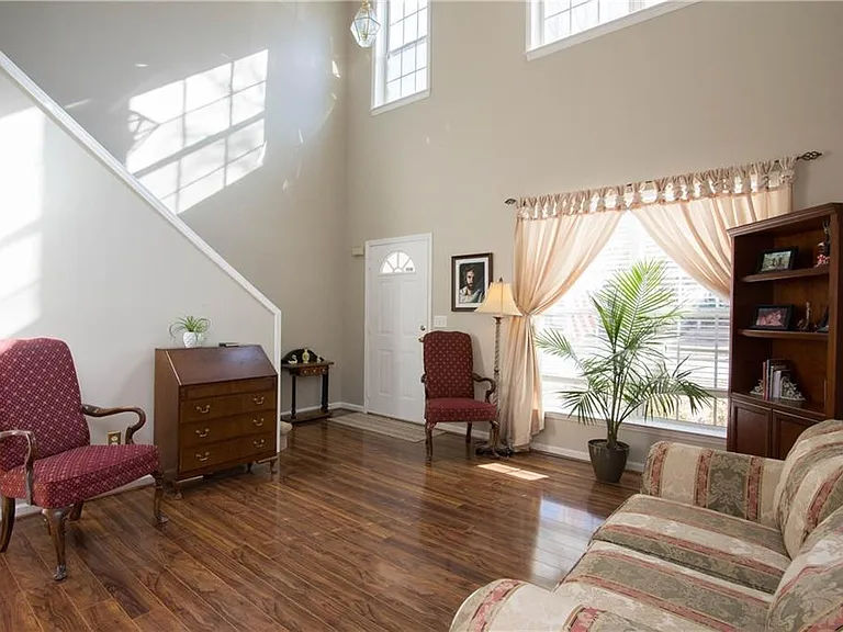 2507 Timbercreek Cir — Photo 3