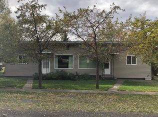 1306 Orchard St #B, Cove, OR 97824