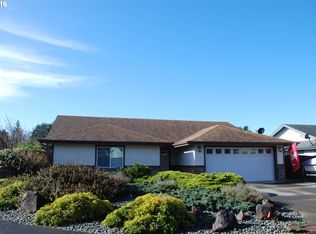 17243 Lumberview Dr, Brookings, OR 97415