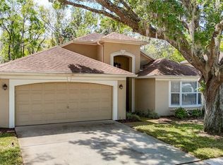 28534 Fairweather Dr, Zephyrhills, FL 33543
