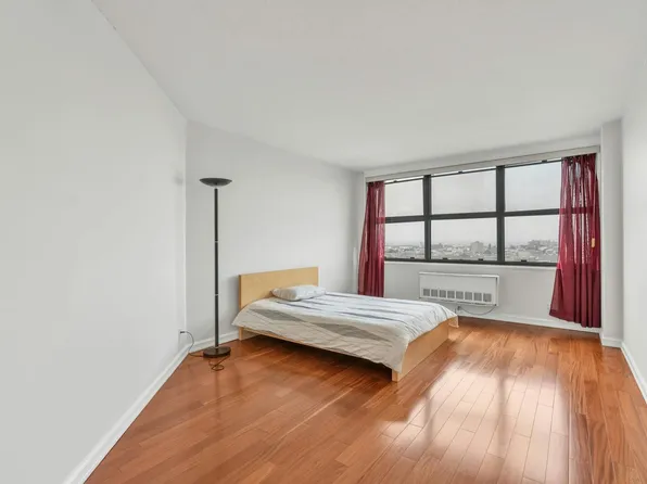 7004 Blvd East image 21 of 34