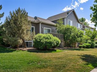 6061 W Utah Ln, Lakewood, CO 80232