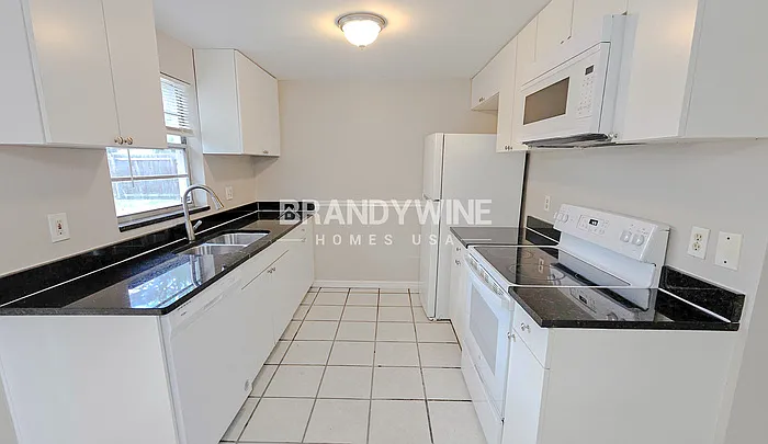 3716 Ambermist Dr — Photo 8