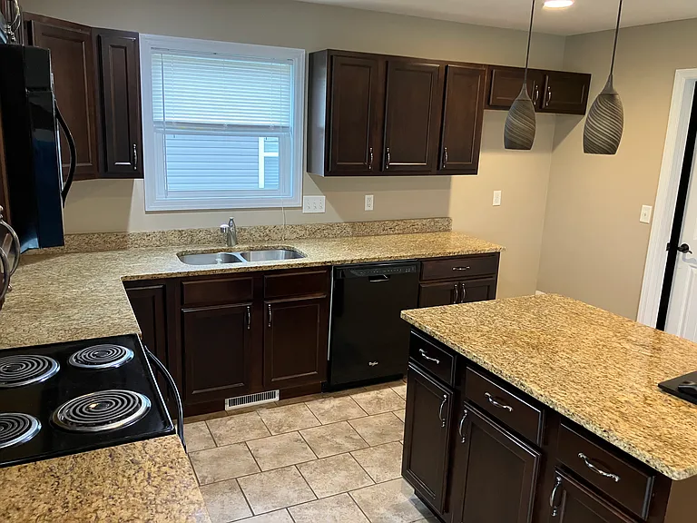 147 Shadow Pointe Dr — Photo 11