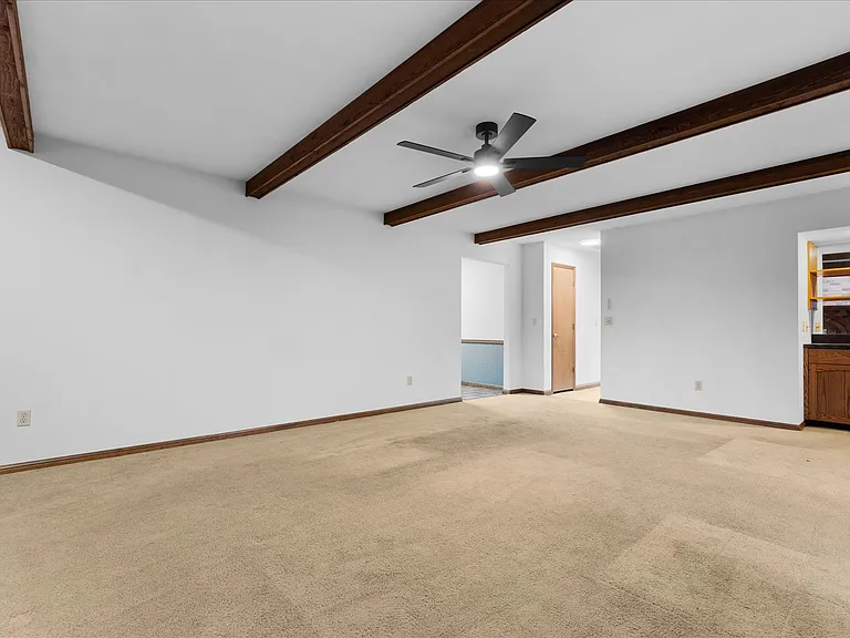 1017 Woodleaf Dr — Photo 17