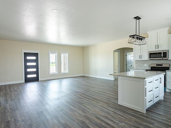 4th image of 173 Private Road 313 E
