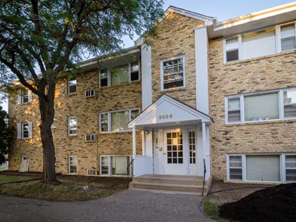 8209 West 30th 1/2 St. (Saint Louis Park)