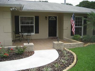 1st image of 2825 Las Palmas Dr