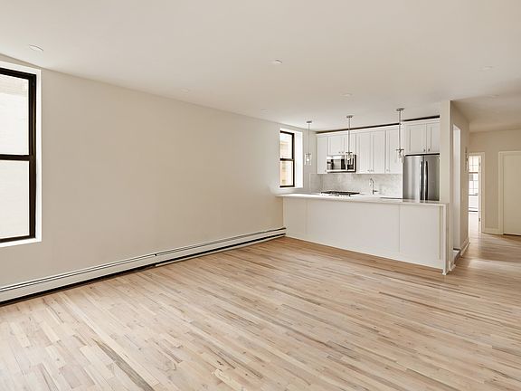 4th image of 544 Court St #2A