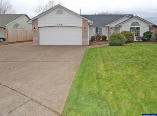 4576 McKenzie Ct NE, Salem, OR 97305