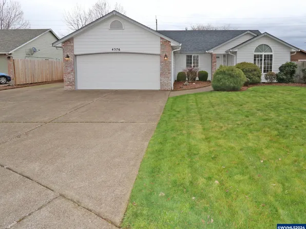 4576 McKenzie Ct NE, Salem, OR 97305