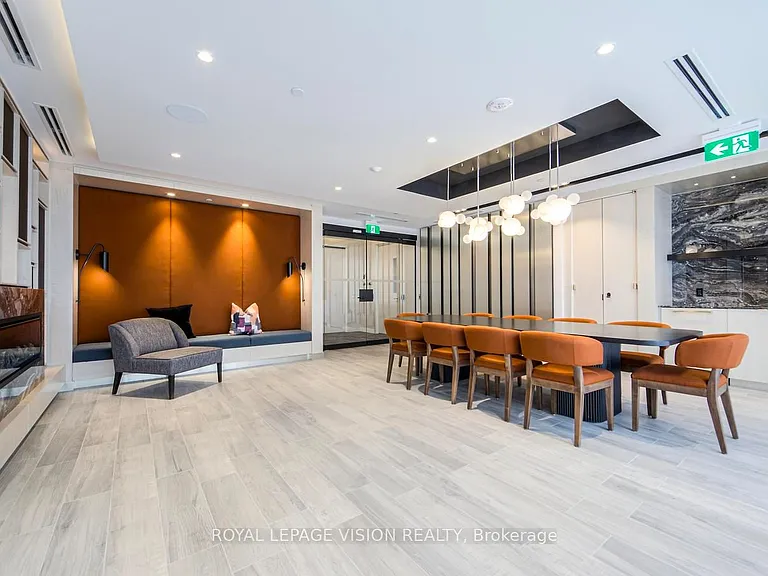 858 Dupont St #716 — Photo 34