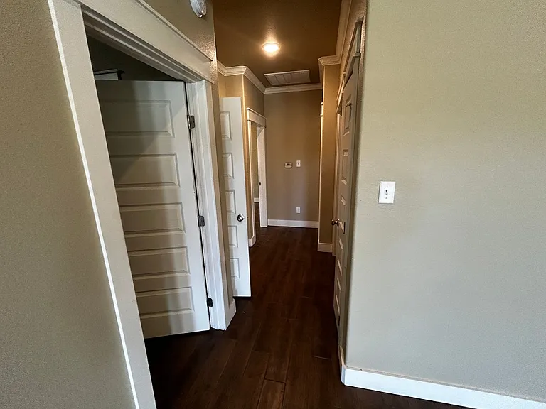 1209 Pinot Dr — Photo 7