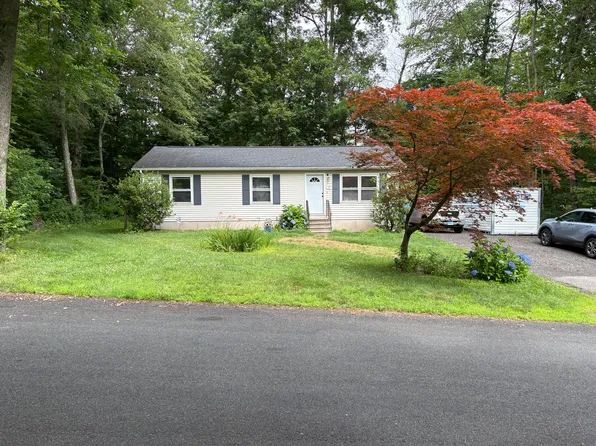205 Echo Rd, Coventry, CT 06238