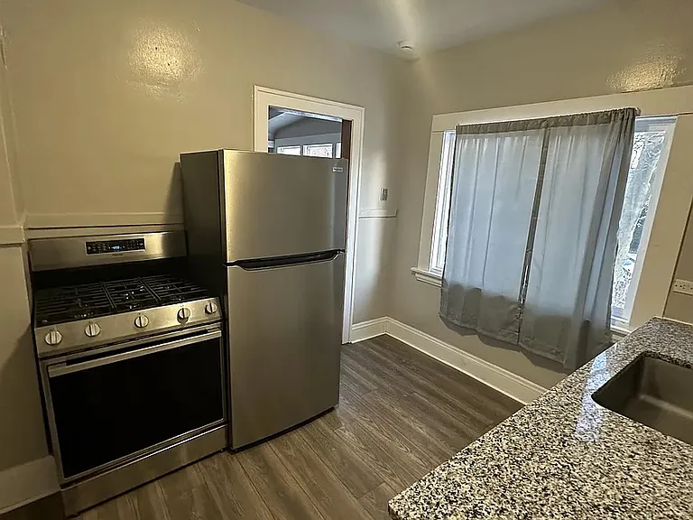 414 E 146th St #1 — Photo 11