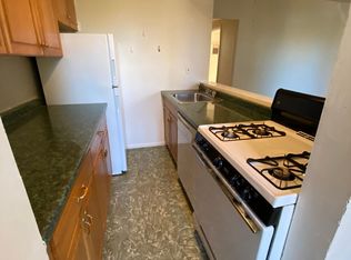 4520 Springfield Ave APT B2, Philadelphia, PA 19143