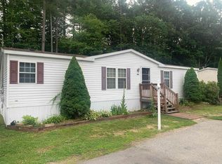 1 Jordan Ct, Danville, NH 03819