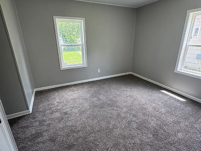 806 S Terrace Dr — Photo 4