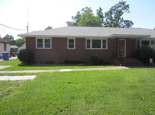 1329 Laurel Ave, Chesapeake, VA 23325