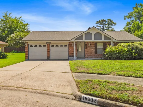 19302 Leewood Ct, Humble, TX 77346