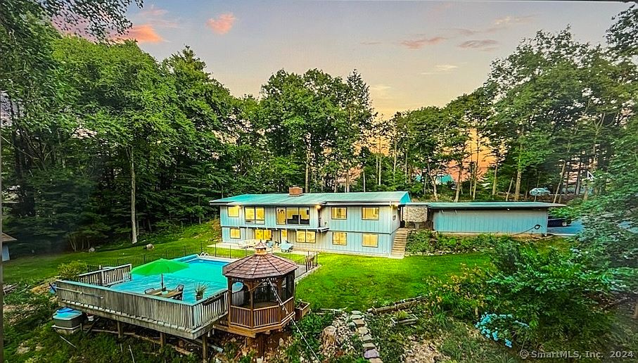 237 Duncaster Rd, Bloomfield, CT 06002 Zillow