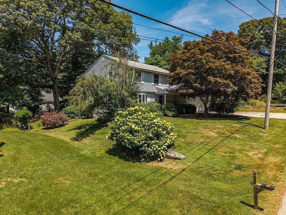 1st image of 31 Edgewater Rd
