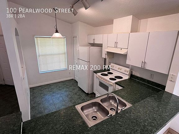 4th image of 100 Pearlwood St