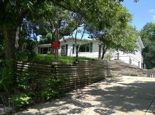 3200 NW Green Hills Rd, Topeka, KS 66618