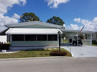 17 Nicklaus Blvd, North Fort Myers, FL 33903