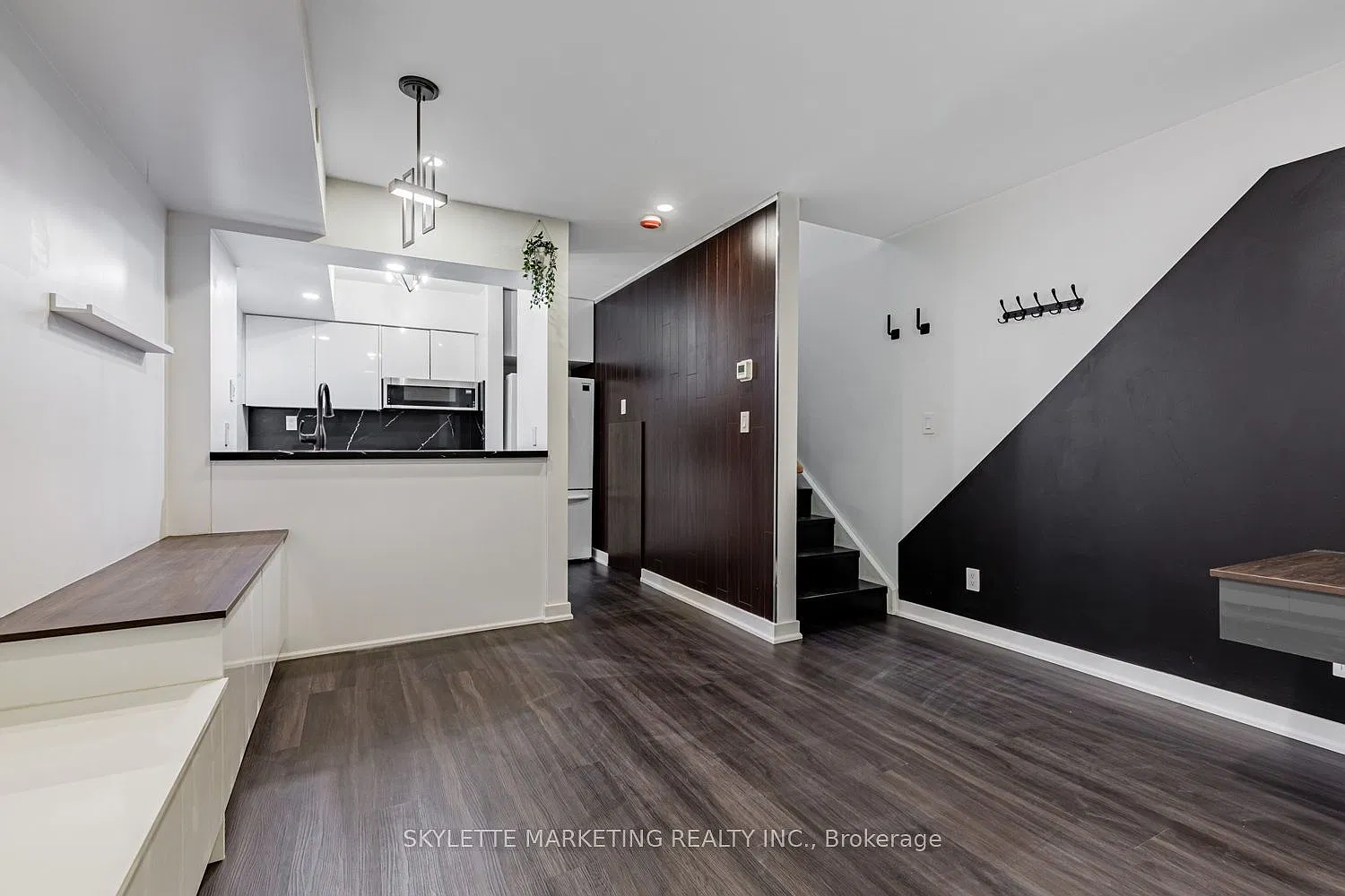 1 bed, $2,050 — Photo 2