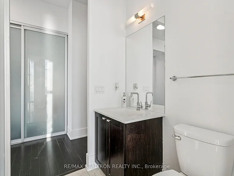 103 The Queensway #2805 — Photo 22