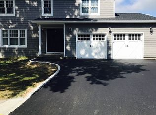 34 Claire Ln, Sayville, NY 11782