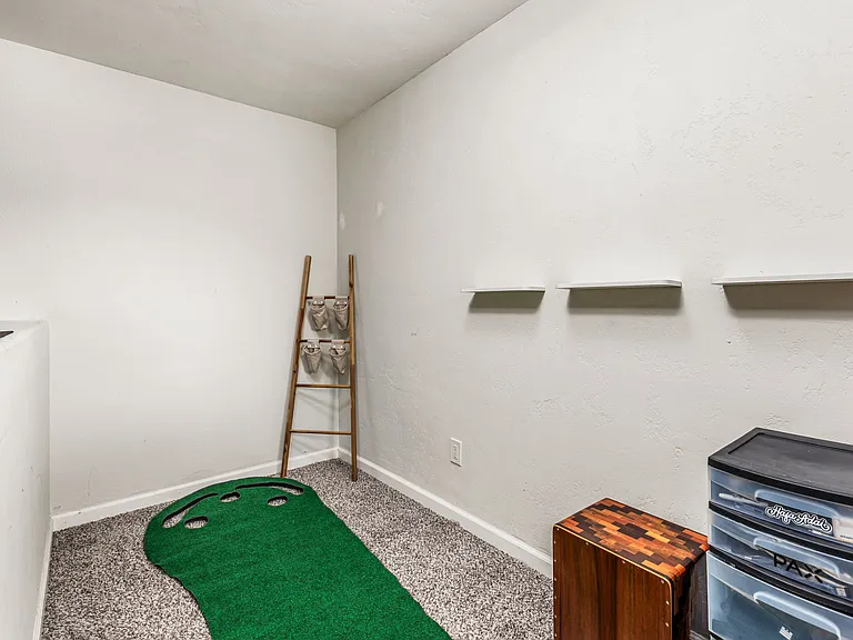 615 Beyer Way #602 — Photo 22