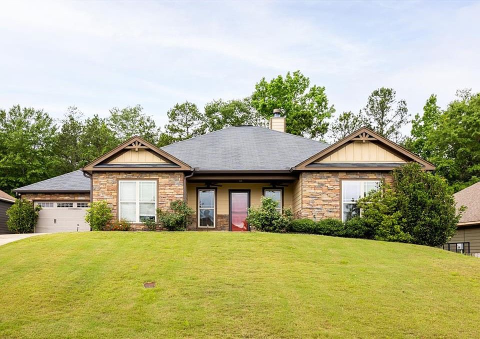 1st image of 5 Woodchase Dr