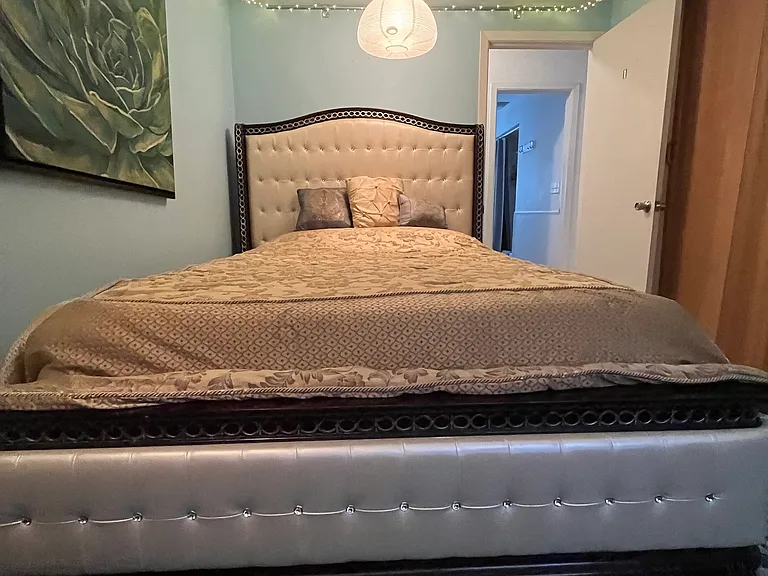 2841 W Rawson Ave — Photo 5