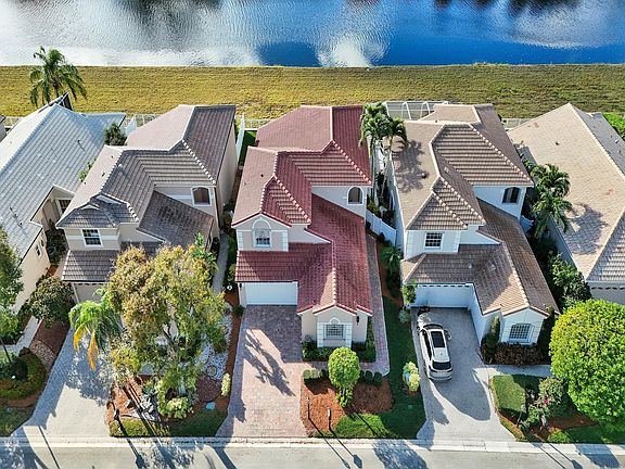 5th image of 6298 Brava Way