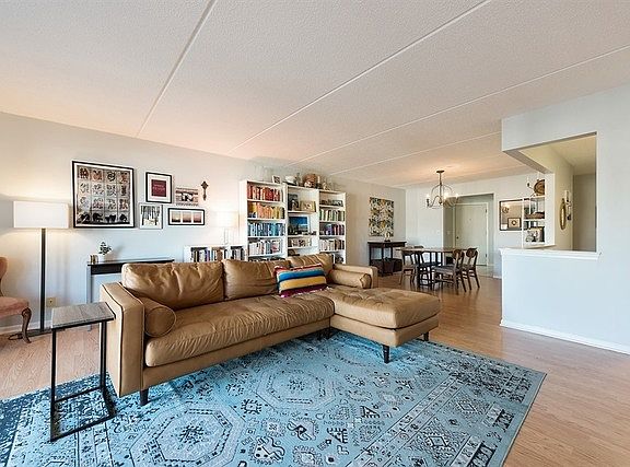 3rd image of 6400 W Berteau Ave #1-208