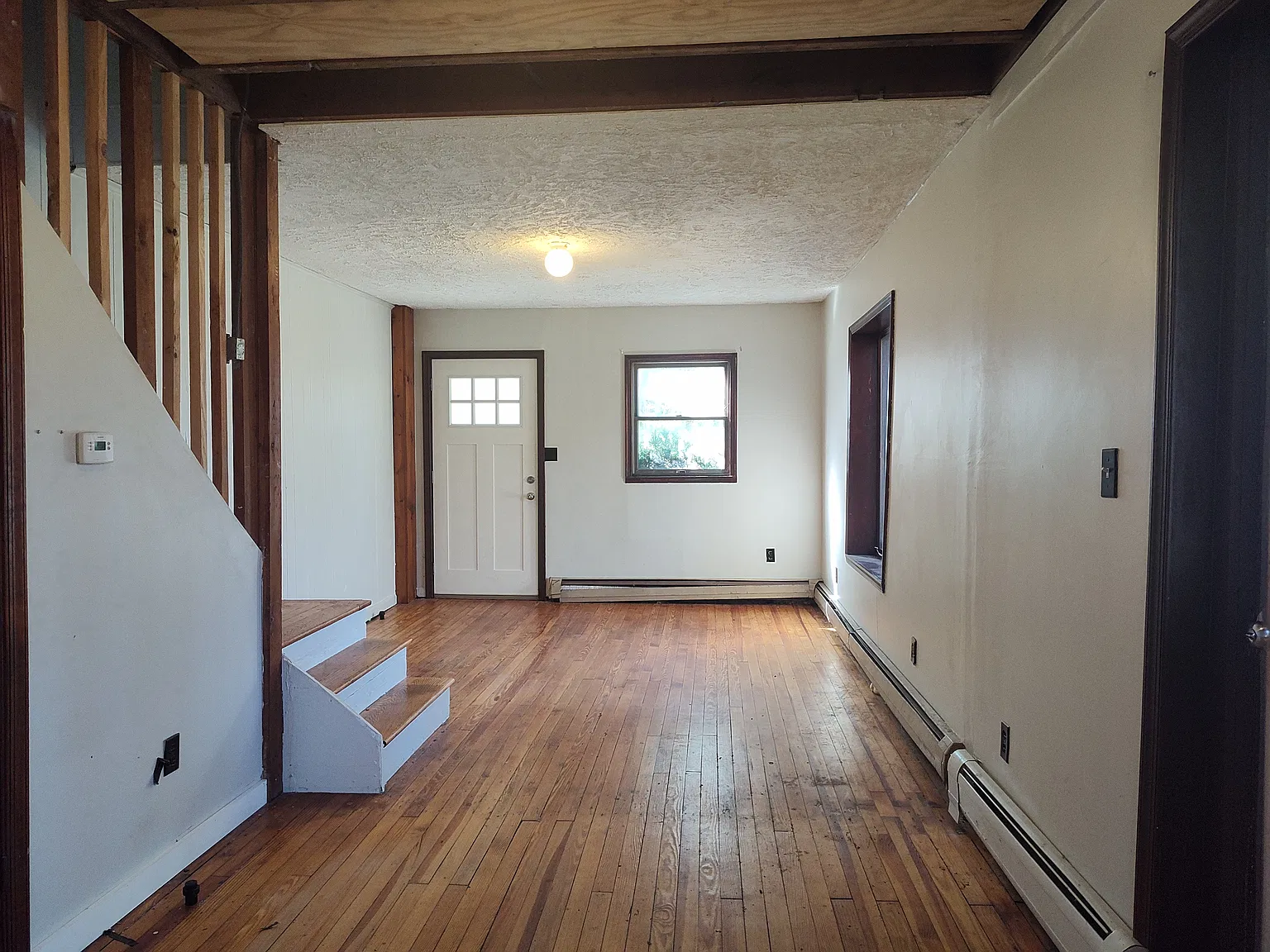 2 bed, 1000 sqft, $1,500 — Photo 3
