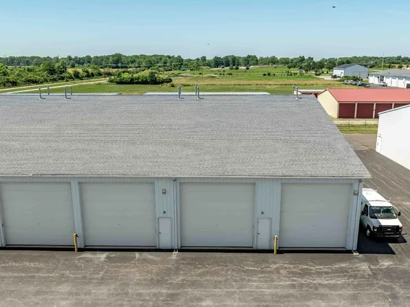 4125 E Kirk Rd Unit 215, Port Clinton, OH 43452