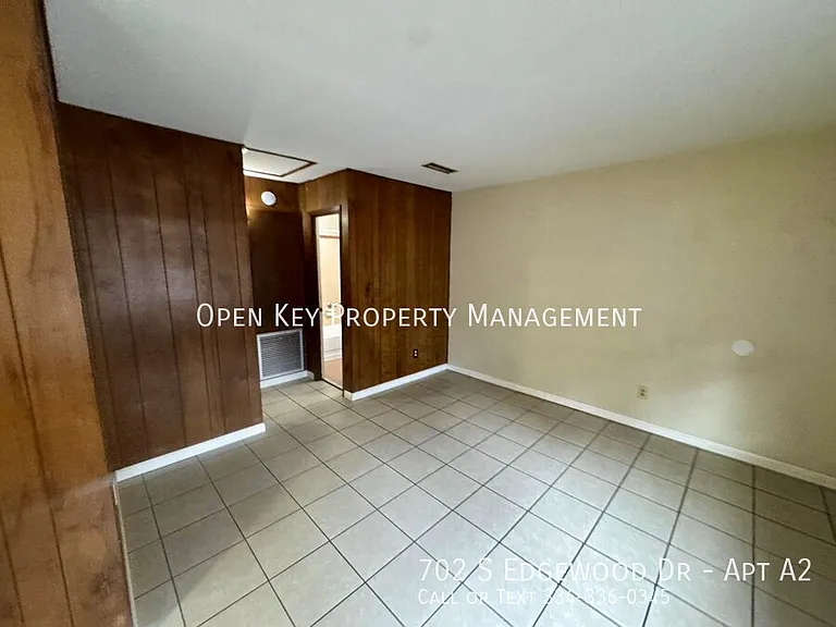 702 S Edgewood Dr #A2 — Photo 4