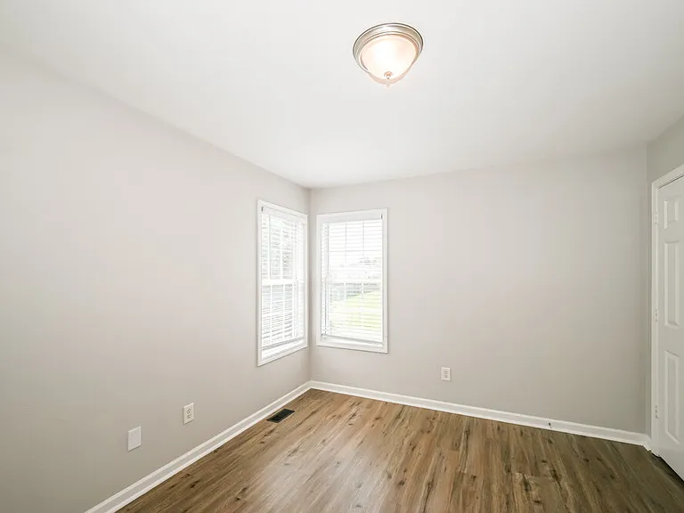 1422 Majestic Meadow Dr — Photo 13