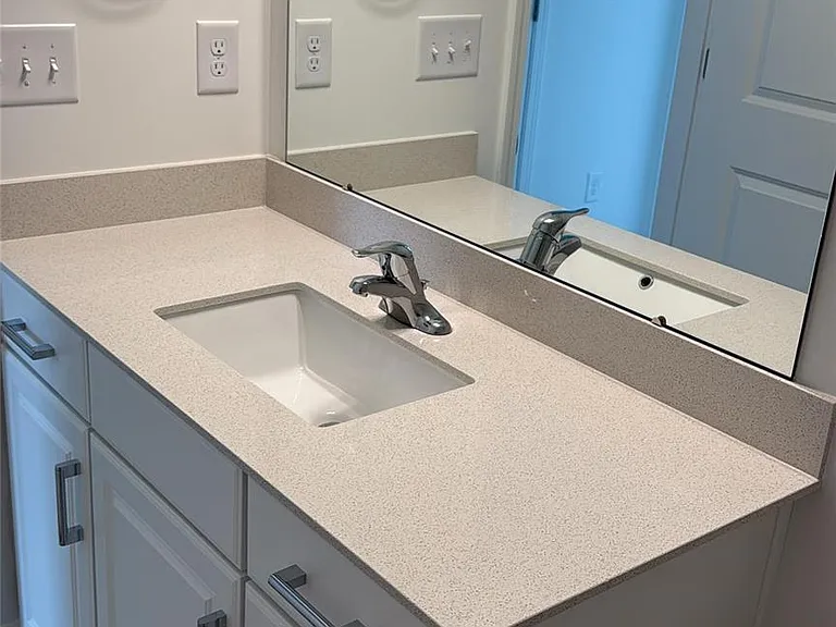 2143 Hawksworth Ln — Photo 14